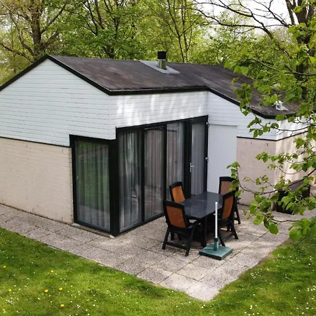 Ferienhaus Bungalowpark - Castra 33 *