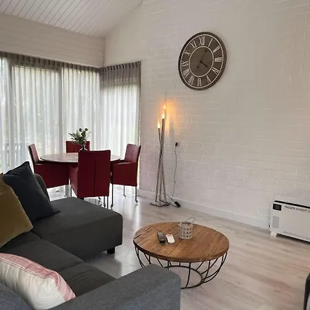 Bungalowpark - Castra 33 Ferienhaus